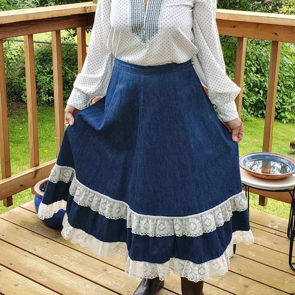 Vintage Denim & Lace Ruffled Skirt, Size 29